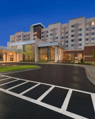 Embassy Suites by Hilton Chicago Naperville