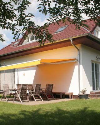 Holiday Home Prague Pruhonice