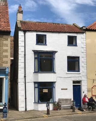 The Anchorage your home in idyllic Staithes