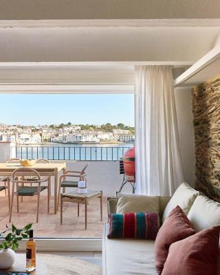 Beachfront Penthouse with Sea Views in CADAQUES