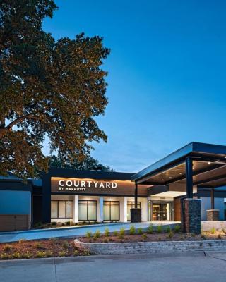 Courtyard by Marriott Dallas Richardson at Spring Valley