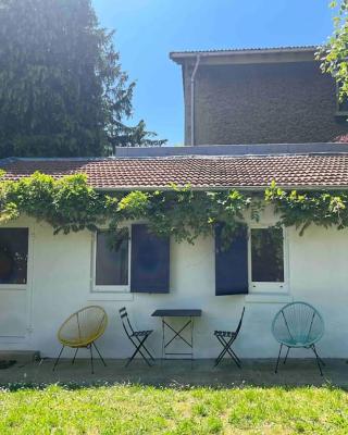 Brand new Tiny House w garden