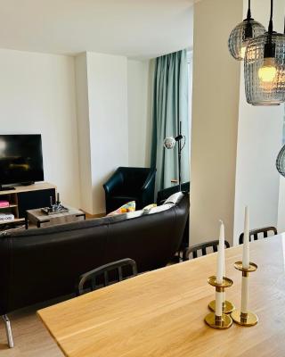 Urbanstay Suites - Grand Place 2 Bd Apartment