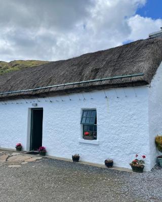 Anne’s Thatched Cottage