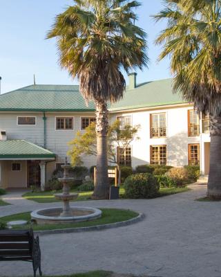 Hotel y Cabañas Huallilemu Sur - Caja Los Andes