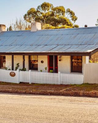 Kooringa Cottage