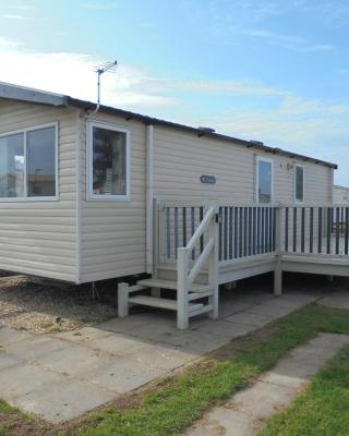 Kingfisher : Soleil:- 6 Berth, Central Heated, Close to site entrance