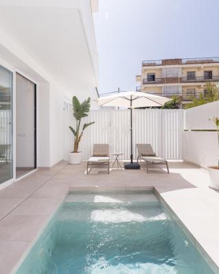 Bossa Bay Suites with Private Pool - MC Apartments Ibiza