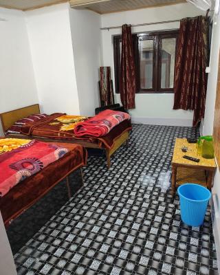 Kamran Guest House