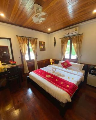 Golden Lotus Boutique Hotel