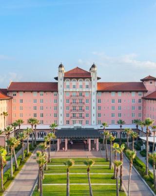 Grand Galvez Resort, Autograph Collection