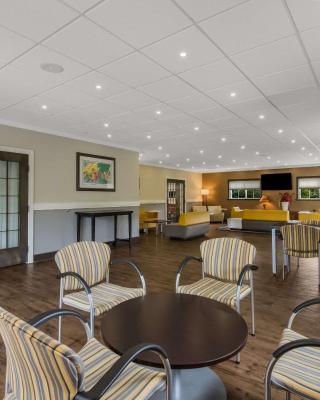 Comfort Inn & Suites Barnesville - Frackville