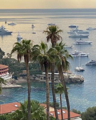 Monte Carlo border sea view 10 min to Casinò