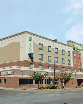 Holiday Inn Omaha Downtown - Waterpark, an IHG Hotel