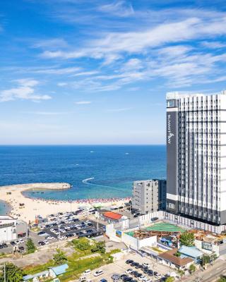 Urbanstay Sokcho Deungdae Beach