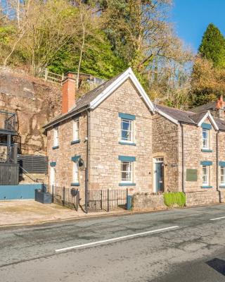 Holmleigh cottage