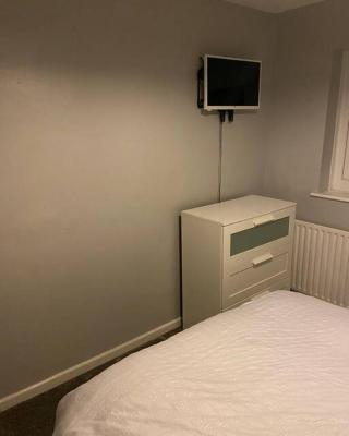 Cosy 1 Bed Home @Stevenage