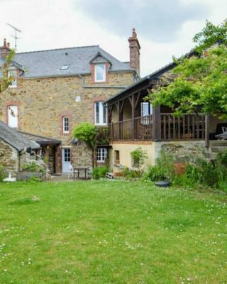 La Colline maison de famille à 100m de la Rance