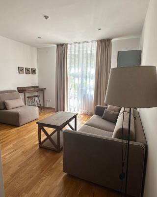 4R Apartman 250m from Gondola