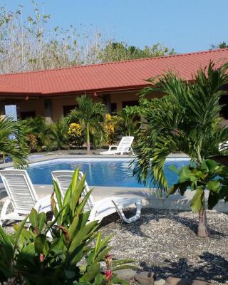 Hotel D'Lucia - Quebrada Ganado, Jaco, Costa Rica