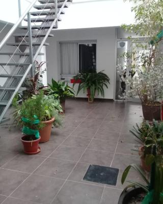 Departamento monoambiente centro pb nuevo sencillo Av Belgrano D3