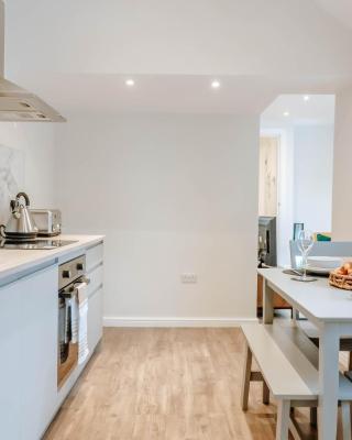 Mayfield Two - Central Harrogate Apartment