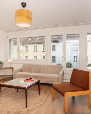 Spacious apartment next to Rhine