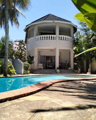 Diani Hideaway Beach Villa