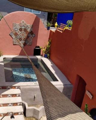 Riad Lola
