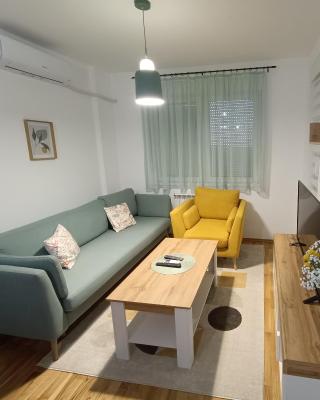 Apartment Eight - Pirot