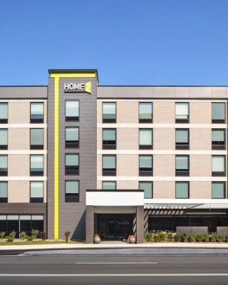 Home2 Suites By Hilton Milwaukee West