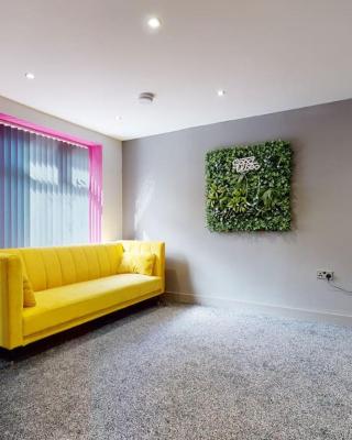 Neat Retreat Graig Pontypridd
