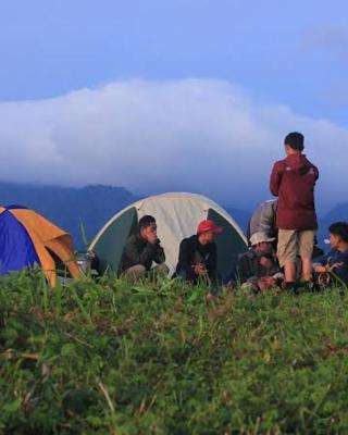 view cemping glamping