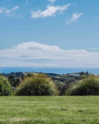 Matapouri & Tutukaka Spectacular Coastal Views- Aroha Luxury Guest Suite