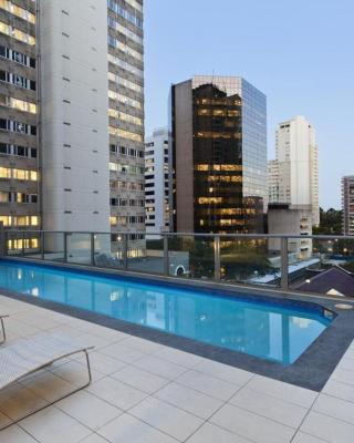 CBD studio with balcony+pool+gym+sauna