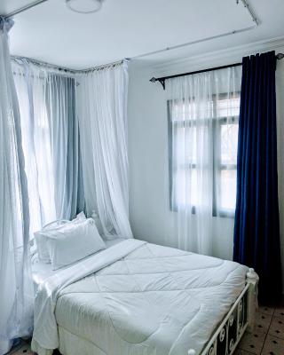 MELVIC INN