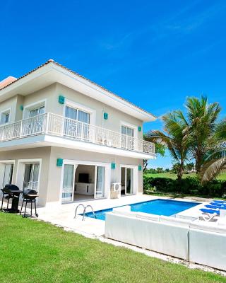Luxury Private Villas with Pool, Beach, BBQ - FREE GolfCart in May