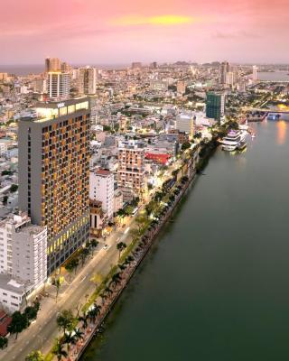 Wink Hotel Danang Riverside - 24hrs Stay & Rooftop with Sunset View