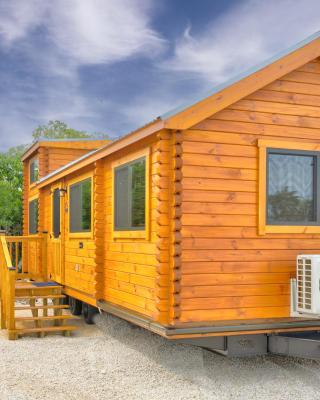 Cabins at Bonefish Bay