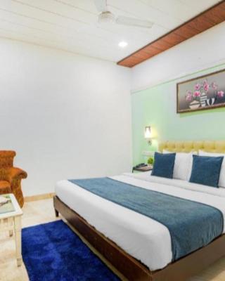 $4 HOME STAY (5 MINT WALK FROM GOLDEN TEMPLE)