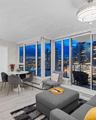 Beautiful Bright Modern Condo with Water view and AC in DT Vancouver 2BR,3BD,2BT sleeps 6 guests Free parking Netflix Included