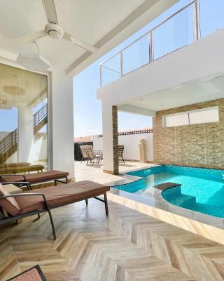 R61 Sunset Chalet