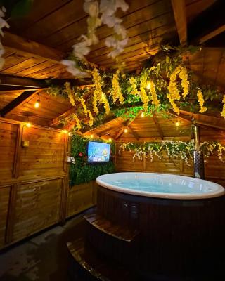 Dog Friendly Glamping Pods with Hot Tubs