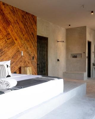 Macondo Holbox Hotel