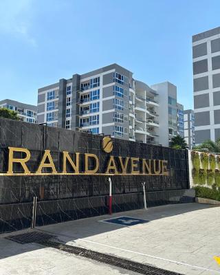 Large Ground Floor Condo, Grand Avenue, Central Pattaya