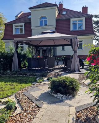 Villa Babette - Ubernachtung, Parkplatz, Kurtaxe, Wifi, Aufraumung - Alles im Preis!