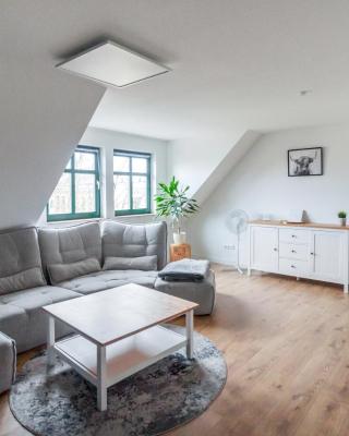 Ferienwohnung "Kapellmeister" mit Klimaanlage in allen 4 Schlafbereichen, großes Wohnzimmer mit Smart TV und Big Sofa