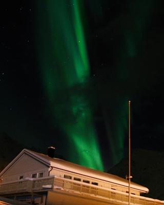 Lyngen View House