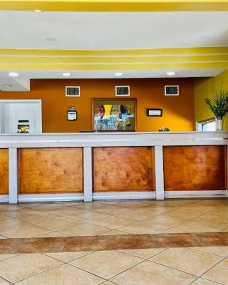 Econo Lodge Del Rio