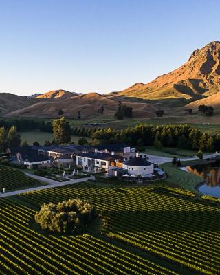 Craggy Range Luxury Vineyard Retreat